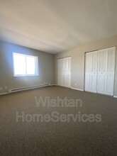 219 Charleston Blvd in Macomb, IL - Building Photo - Building Photo