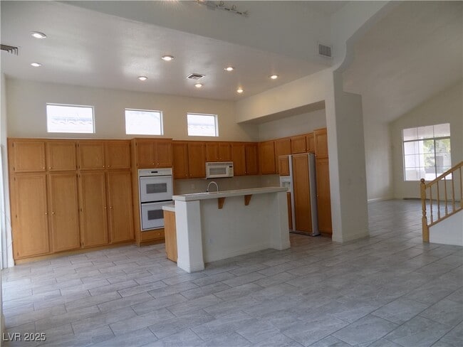 3054 Blazing Creek Way in Henderson, NV - Building Photo - Building Photo