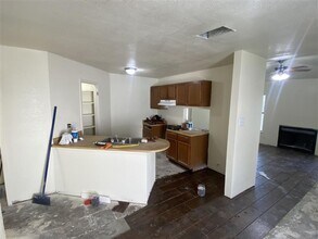 9647 Bratton Dr in San Antonio, TX - Building Photo - Building Photo