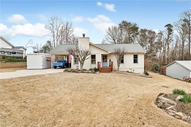 property at 5235 Lanier Ln