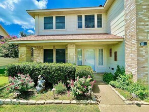 1823 Greening Way in Leander, TX - Building Photo - Building Photo
