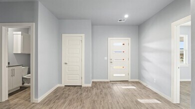 214 Olde Ml Ct in Jones, OK - Building Photo - Building Photo