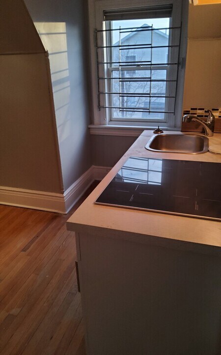 109 72nd St in North Bergen, NJ - Building Photo