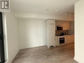 20 Soudan Ave in Toronto, ON - Building Photo - Building Photo