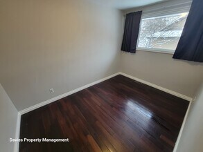 9239-9148 148 St NW in Edmonton, AB - Building Photo - Building Photo