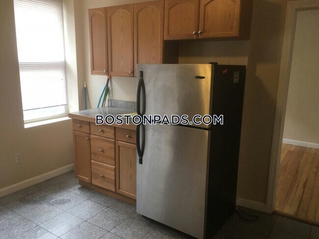 property at 224 Hanover St