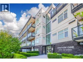 12070-12227 227 St in Maple Ridge, BC - Building Photo