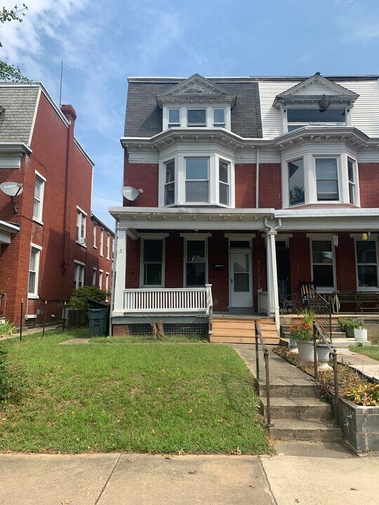 829 S Duke St in York, PA - Building Photo