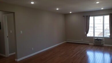 227-229-229 Cambridge Ave in Jersey City, NJ - Building Photo - Building Photo