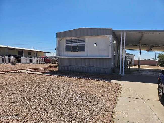property at 1113 W Corinthian Cir