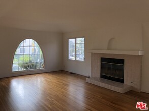 8413 4th St in Los Angeles, CA - Building Photo - Building Photo