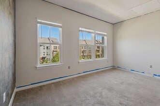 306 Phoenix Dr in Largo, MD - Building Photo - Building Photo