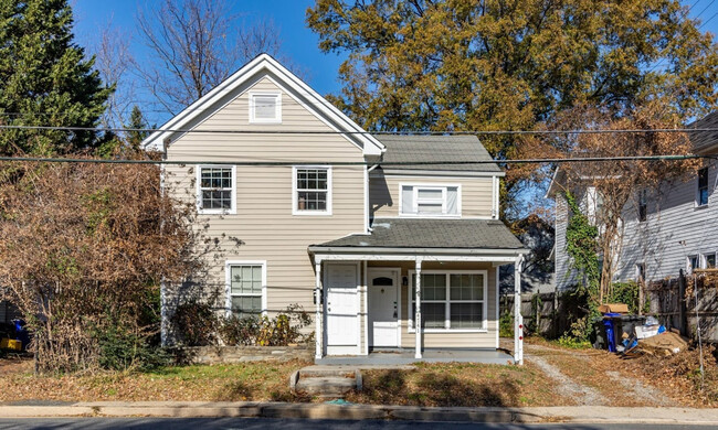 4741 Wilson Blvd in Arlington, VA - Building Photo - Building Photo
