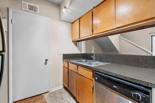 2510 San Gabriel St in Austin, TX - Building Photo - Building Photo