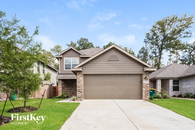 property at 3731 Solanum Dr