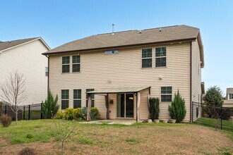 602 Applecross Dr in Mebane, NC - Building Photo - Building Photo