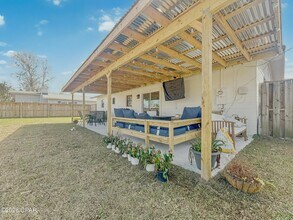 412 W 18th Ct in Lynn Haven, FL - Building Photo - Building Photo