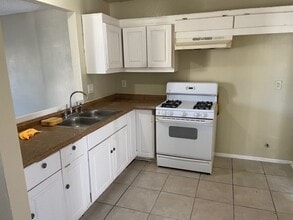 346 S Ashford Ave in Rialto, CA - Building Photo - Building Photo
