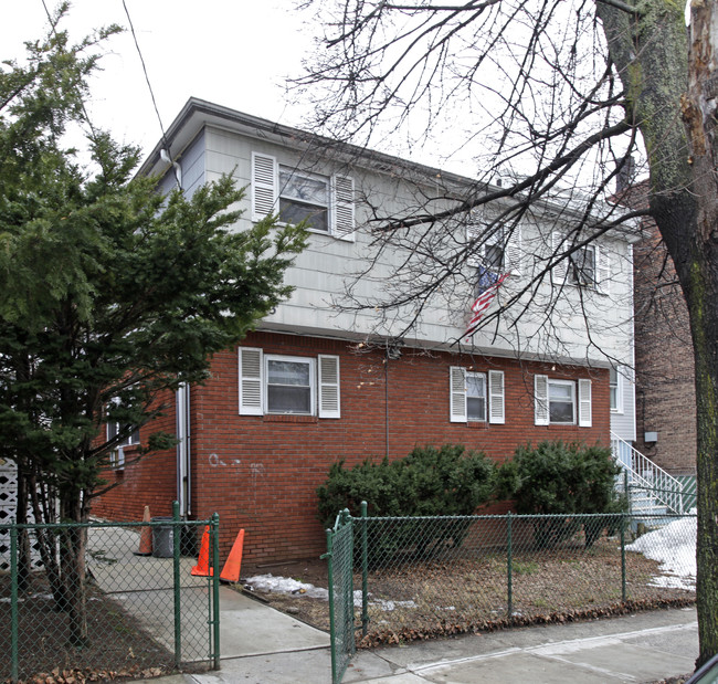 143 Highland Ave in Jersey City, NJ - Foto de edificio - Building Photo