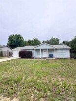 5368 Barbarosa Rd in Gulf Breeze, FL - Building Photo