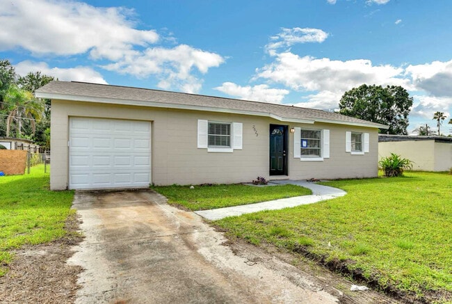 property at 838 Horseshoe Bay Dr