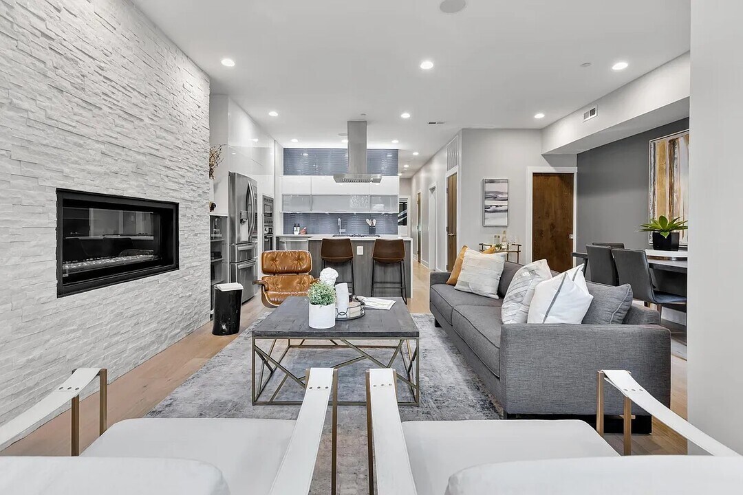 1476 Harvard St NW, Unit #A in Washington, DC - Building Photo