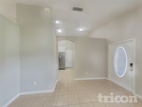 133 Fern Springs St in Debary, FL - Foto de edificio - Building Photo