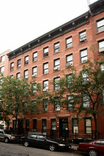 430-432 W 49th St in New York, NY - Building Photo - Building Photo