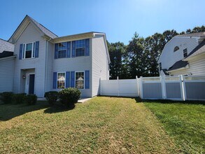 276 Weatherford Way in Newport News, VA - Building Photo - Building Photo