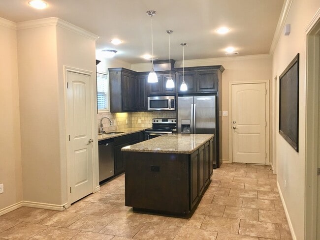 3903 Aspen St in Bryan, TX - Building Photo - Building Photo