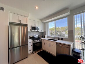 8926 Sawyer St in Los Angeles, CA - Foto de edificio - Building Photo