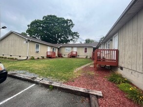 808 Culbreth Ave in Thomasville, NC - Building Photo - Building Photo