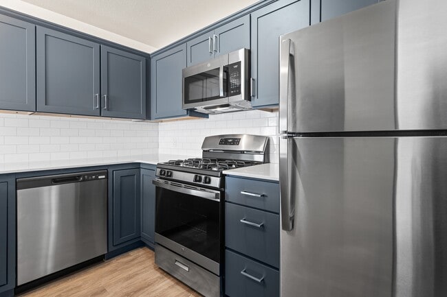 Meadow Springs Apartments