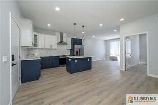 202 W 7th St in Plainfield, NJ - Building Photo