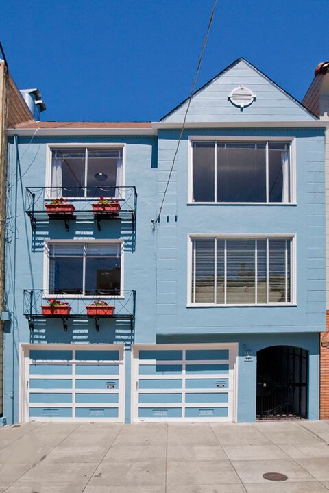 1832 Greenwich St in San Francisco, CA - Building Photo