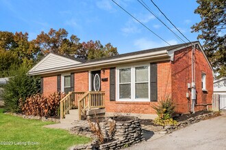 215 Kim Ct in Louisville, KY - Building Photo - Building Photo