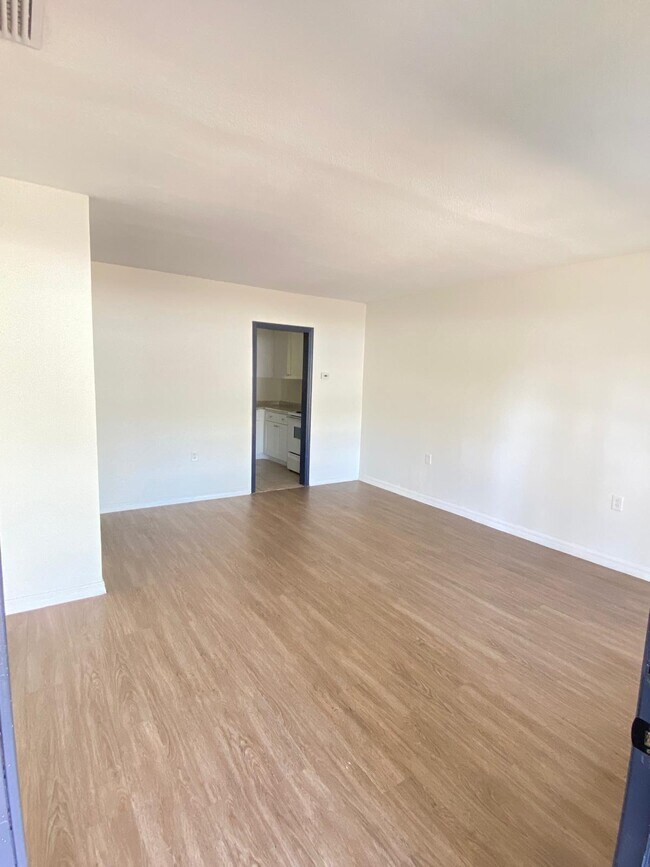 3200 NE 56th Ave in Silver Springs, FL - Building Photo - Building Photo