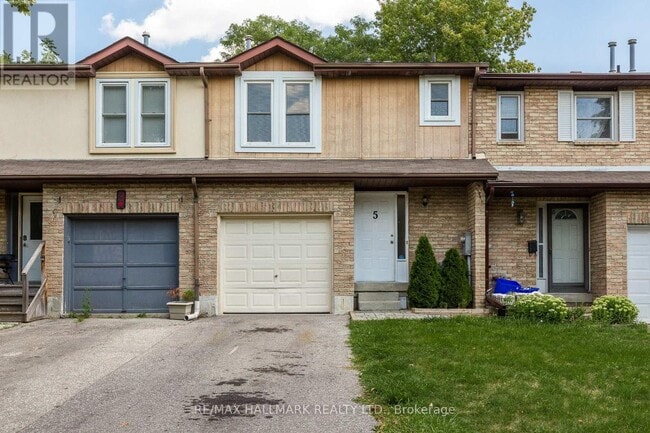 property at 5 Michael Dr