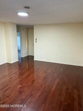 42K Cambridge Ct in Lakewood, NJ - Building Photo - Building Photo