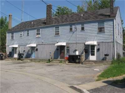 31-37 Lardner Ct in Tonawanda, NY - Building Photo - Building Photo