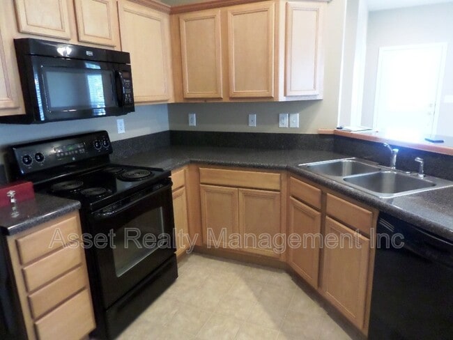 property at 121 Hatleyberry St