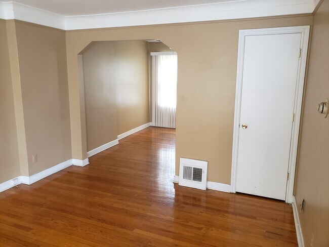 383 Merton Rd in Detroit, MI - Building Photo - Building Photo