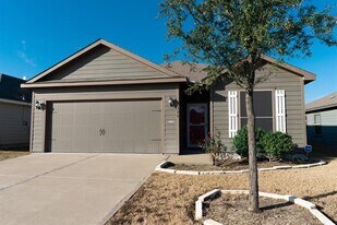 208 Liberty Ln in Venus, TX - Building Photo