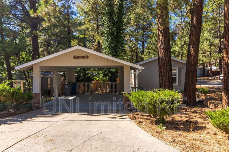2401 W Rte 66 in Flagstaff, AZ - Building Photo
