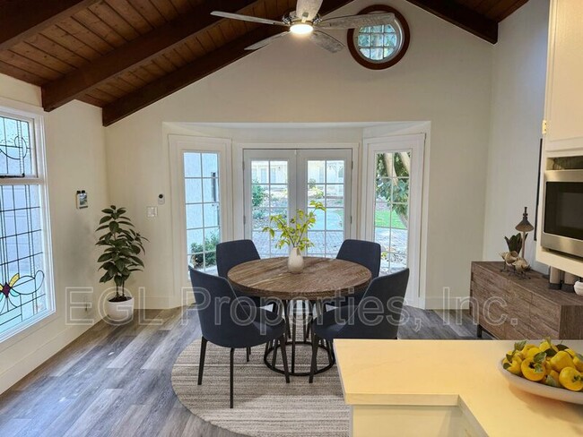 14944 Greenleaf St in Los Angeles, CA - Building Photo - Building Photo