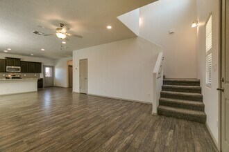 950 Verdinal Ln in Santa Fe, NM - Building Photo - Building Photo