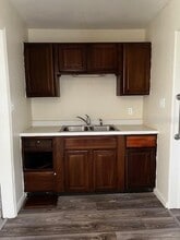2112 Hollywood Ave in Eustis, FL - Building Photo - Building Photo