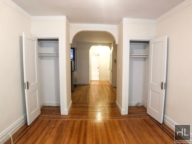 EAST 58 STREET in New York, NY - Building Photo - Building Photo