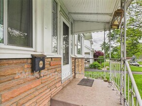 1654 Wakefield Ave in Youngstown, OH - Building Photo - Building Photo