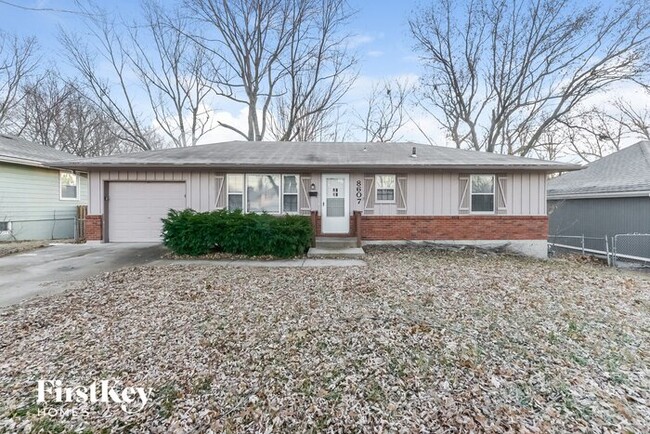 property at 8607 Elm Ave